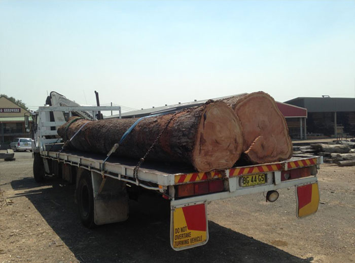 Blackbutt Bluegum & Tallowwood Logs